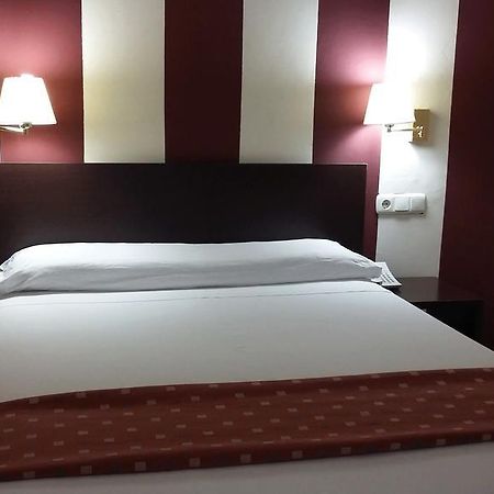 Hotel Marina Huelva Luaran gambar