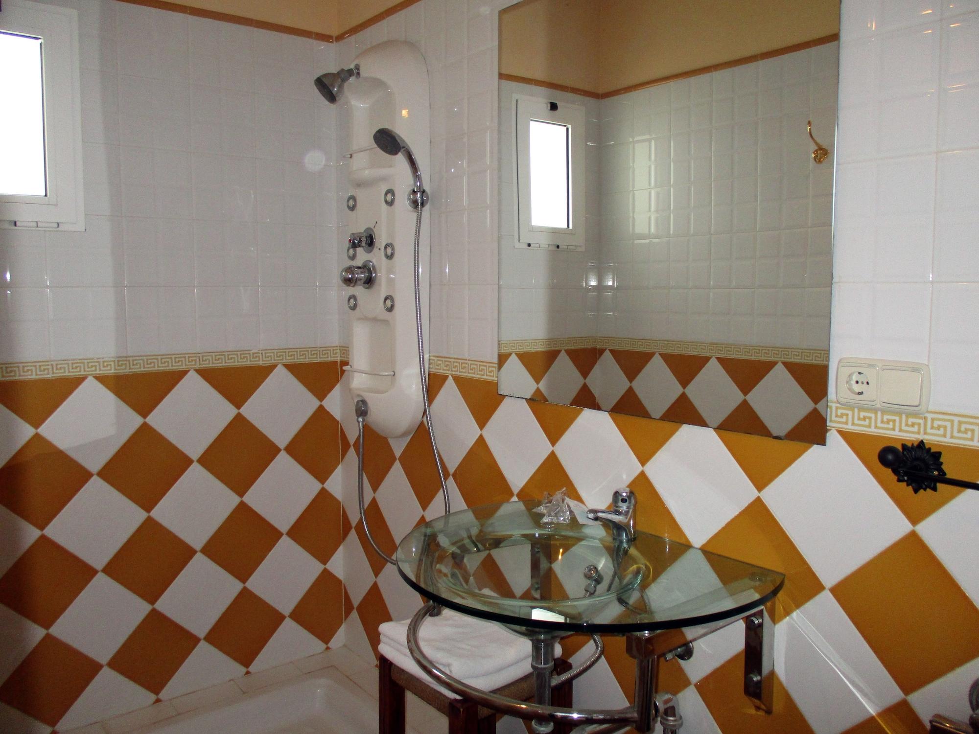 Hotel Marina Huelva Luaran gambar
