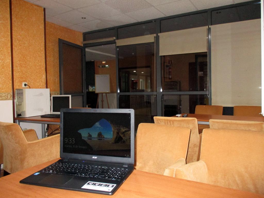 Hotel Marina Huelva Luaran gambar
