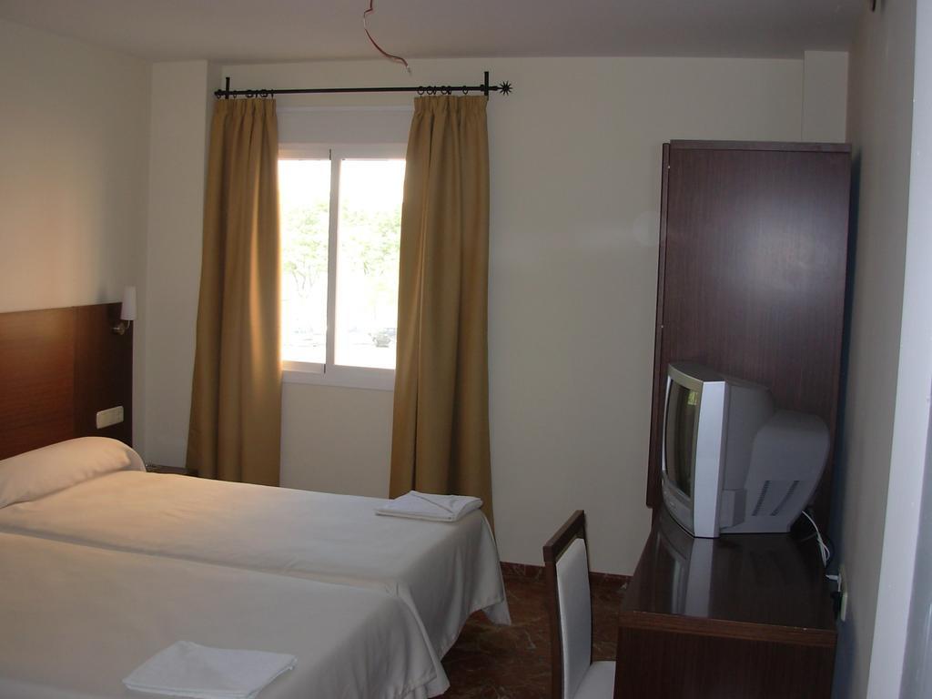 Hotel Marina Huelva Luaran gambar