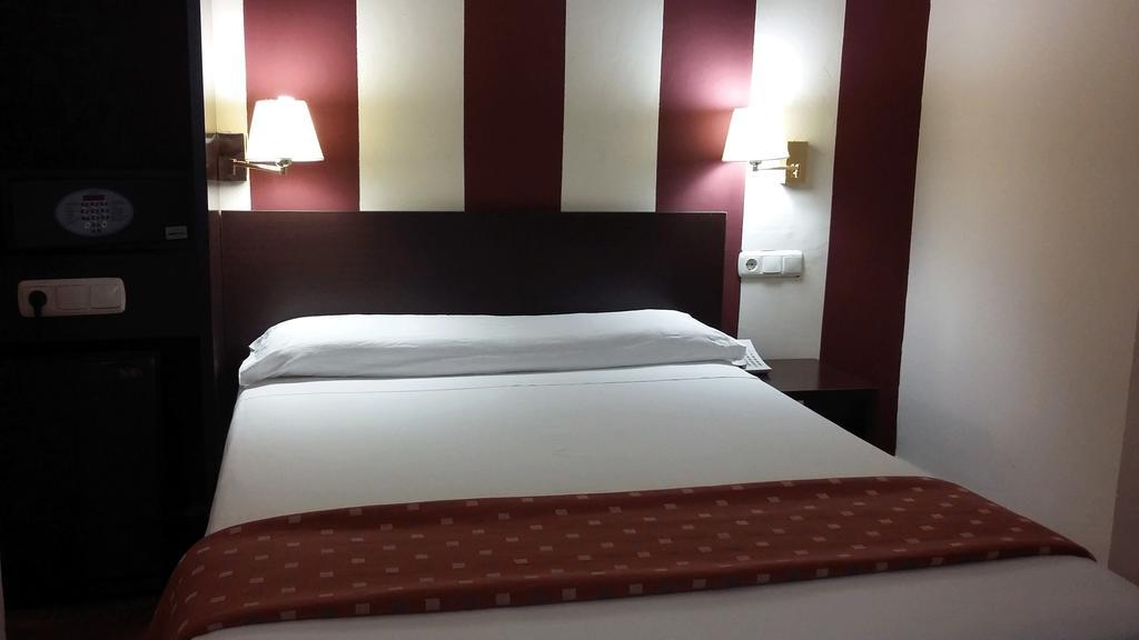 Hotel Marina Huelva Luaran gambar